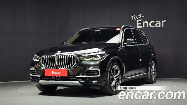 BMW X5 G05 xDrive 40i xLine - фото 0