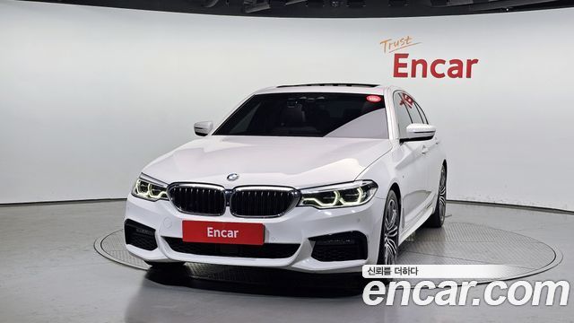 BMW 5-Series G30 520d M Sport Package Plus - фото 2