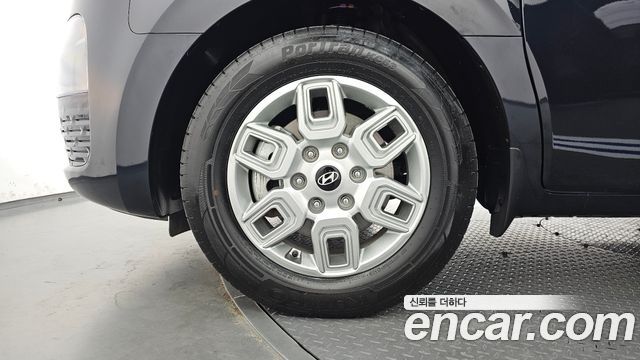 Hyundai Staria HEV 1.6 Cargo 3-Seater Modern - фото 4