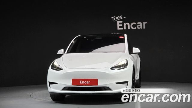Tesla Model Y RWD - фото 2