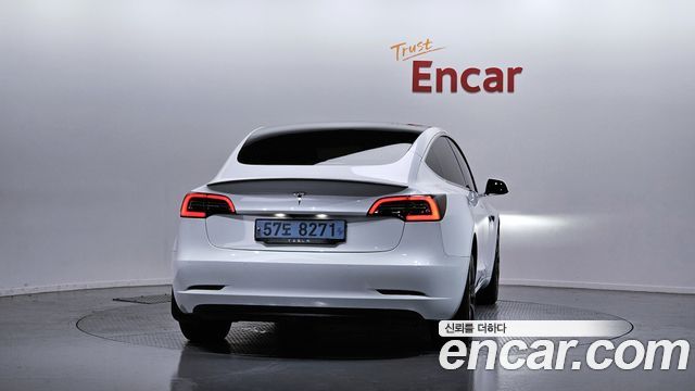 Tesla Model 3 Standard Range Plue RWD - фото 3