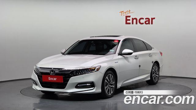 Honda Accord 10-го поколения 2.0 Hybrid Touring - фото 0
