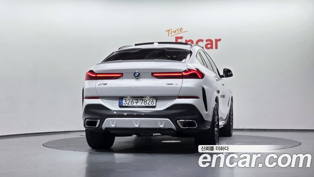 BMW X6 G06 xDrive40i M Sport - фото 3