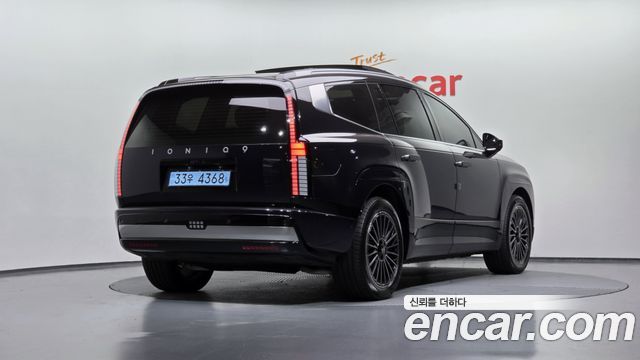 Hyundai Ioniq9 Performance Type AWD 6-Seater Calligraphy - фото 1