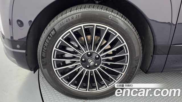 Hyundai Ioniq9 Performance Type AWD 6-Seater Calligraphy - фото 4