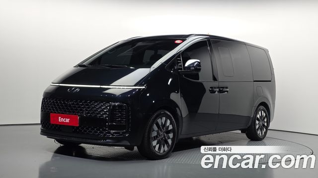 Hyundai Staria 4WD Lounge 9-Seater Inspiration - фото 0