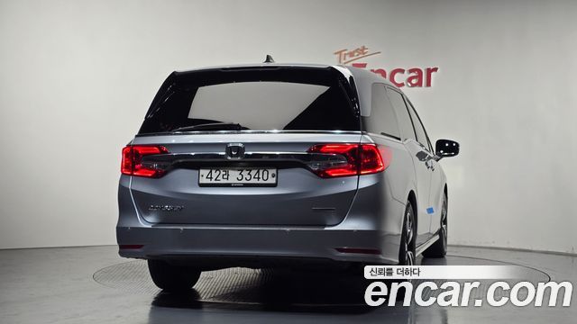 Honda Odyssey 3.5 5th - фото 3