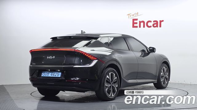 Kia EV6 Standard Earth - фото 1
