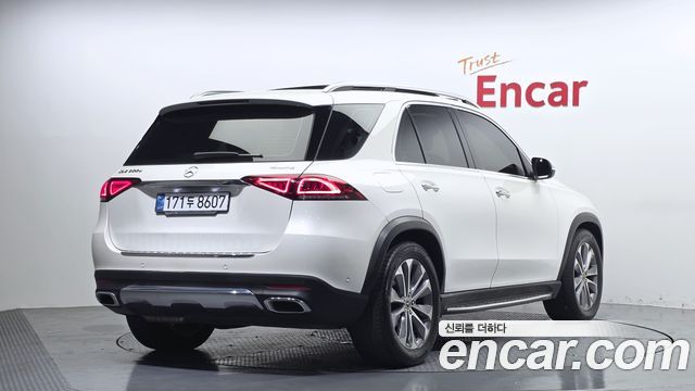 Mercedes-Benz GLE-Class W167 GLE300d 4MATIC - фото 1