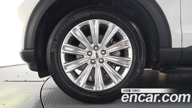 Ford Explorer 6-го поколения 2.3 LimIted 4WD - фото 4