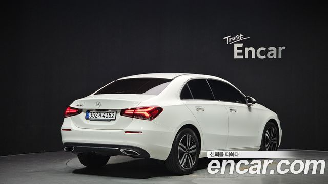 Mercedes-Benz A-Class W177 A220 Sedan - фото 1
