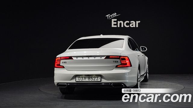 Volvo S90 T5 Inscription - фото 2