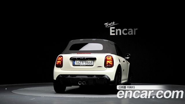 Mini Cooper Convertible JCW 3rd - фото 3