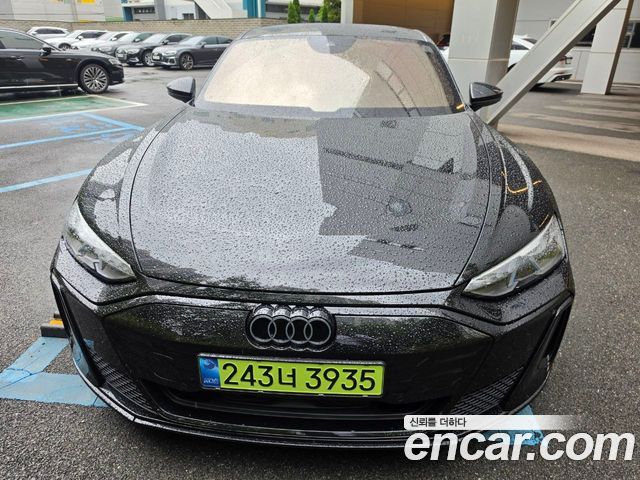 Audi S e-tron GT GT S - фото 0