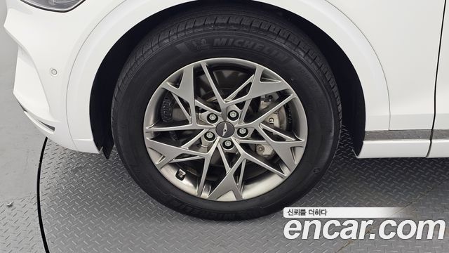 Genesis GV70 2.5T Gasoline AWD - фото 4