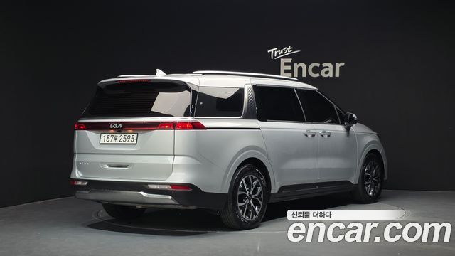 Kia Carnival 4-го поколения 9-Seater Noblesse - фото 1
