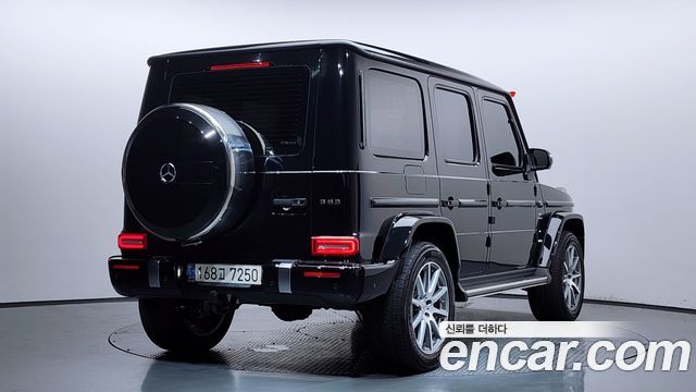 Mercedes-Benz G-Class AMG G63 - фото 1