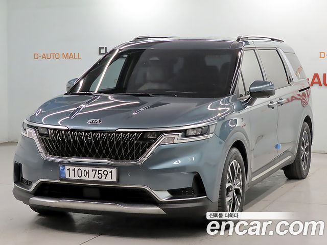 Kia Carnival 4-го поколения 9-Seater Signature - фото 0
