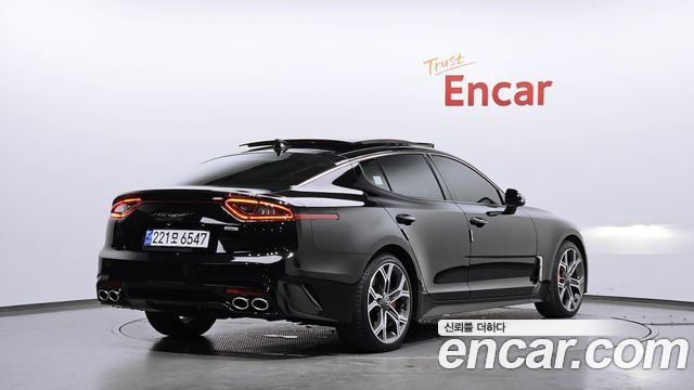 Kia Stinger 2.0 Turbo AWD Platinum - фото 1