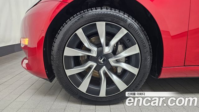 Tesla Model 3 Long Range AWD - фото 4