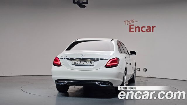 Mercedes-Benz C-Class W205 C220 d Avantgarde - фото 3