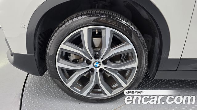 BMW X2 F39 xDrive20i Advantage - фото 4