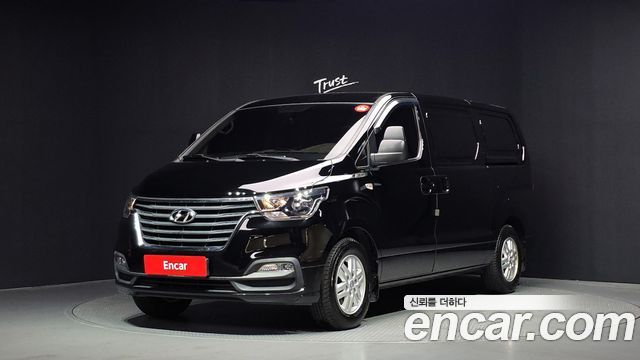 Hyundai Starex Новый Van 3-Seater Smart - фото 0