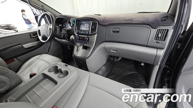 Hyundai Starex Новый Van 3-Seater Smart - фото 4