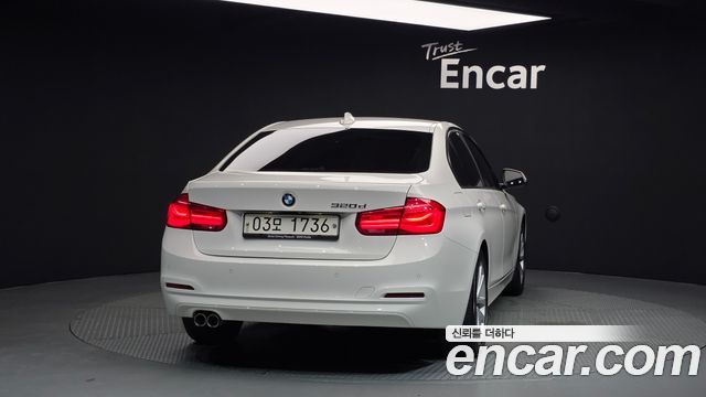 BMW 3-Series F30 320d - фото 3