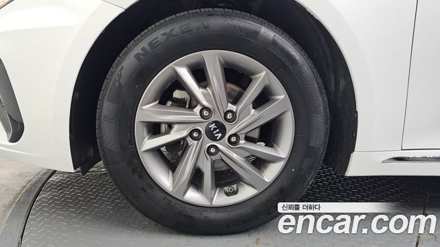 Kia K5 Новый 2-го поколения 2.0 LPI Rental Car Luxury - фото 4