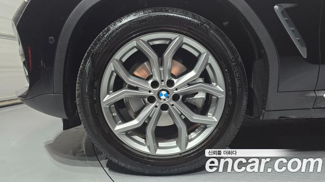 BMW X4 G02 xDrive20i xLine - фото 4