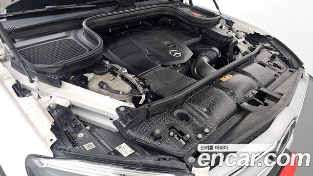 Mercedes-Benz GLE-Class W167 GLE300d 4MATIC - фото 4