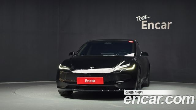 Tesla Model 3 Long Range AWD - фото 2