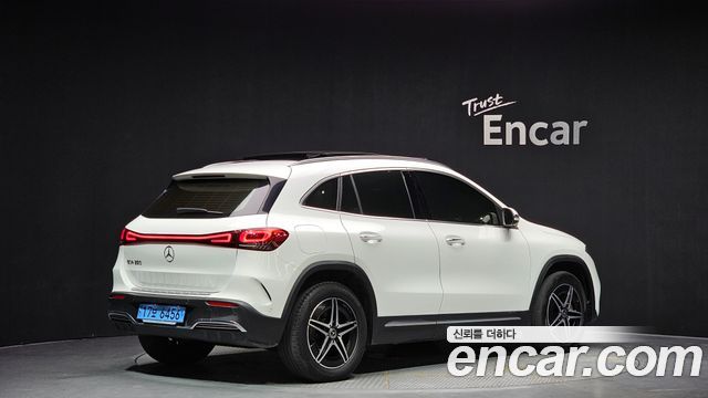 Mercedes-Benz EQA H243 EQA250 AMG Line - фото 1