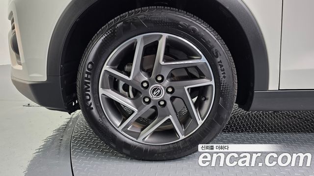 SsangYong Tivoli 1.5 A3 2WD - фото 4