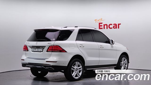 Mercedes-Benz GLE-Class W166 GLE350 d 4MATIC - фото 1