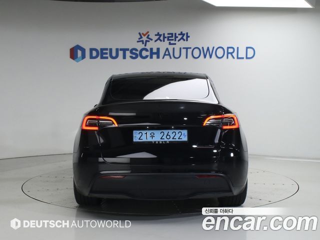 Tesla Model Y Performance AWD - фото 3