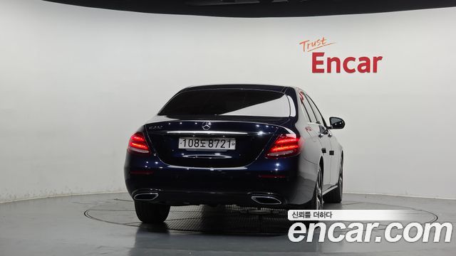 Mercedes-Benz E-Class W213 E250 Avantgarde - фото 3