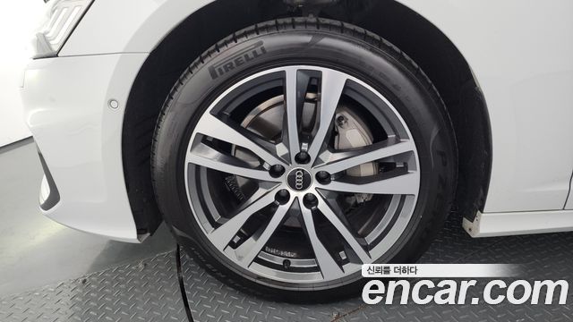 Audi A6 C8 45 TFSI Quattro Premium - фото 4