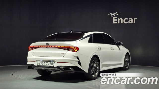 Kia K5 3-го поколения 1.6 Turbo Signature - фото 1