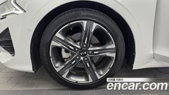 Kia K5 3-го поколения 1.6 Turbo Signature - фото 4