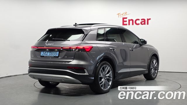 Audi Q4 e-tron F4 45 Premium - фото 1