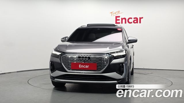 Audi Q4 e-tron F4 45 Premium - фото 2