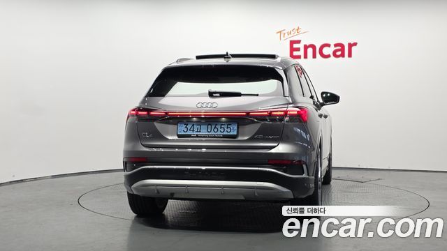 Audi Q4 e-tron F4 45 Premium - фото 3