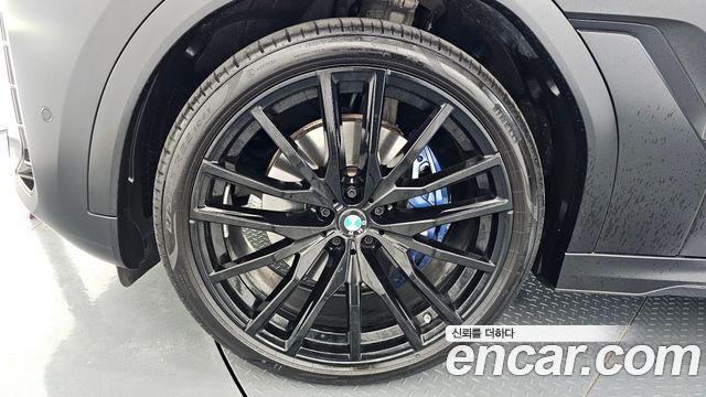 BMW X6 G06 xDrive40i M Sport Pro Special Edition - фото 4