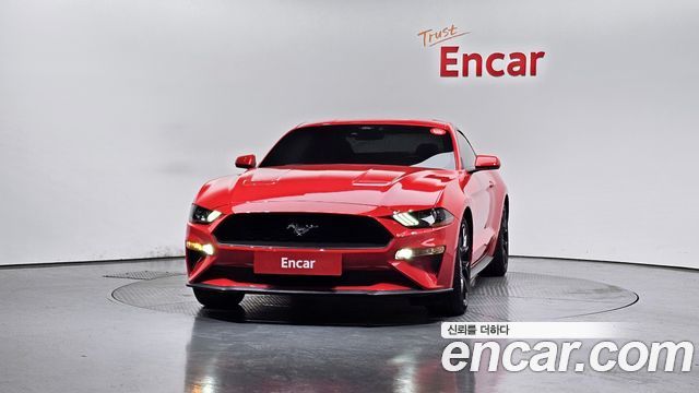 Ford Mustang Coupe - фото 2
