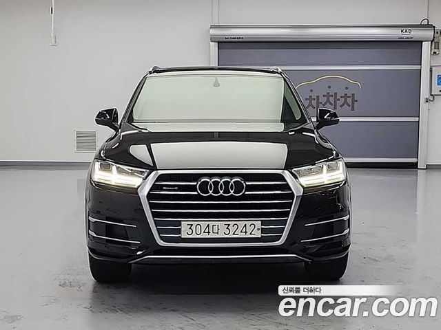 Audi Q7 45 TFSI Quattro - фото 2