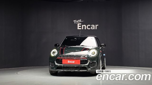 Mini Cooper Convertible JCW 3rd - фото 2