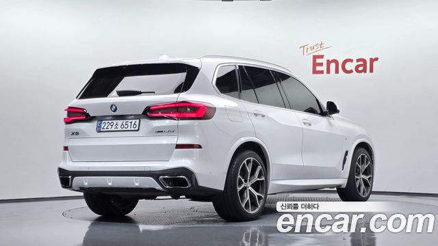 BMW X5 G05 xDrive 40d M Sport - фото 0