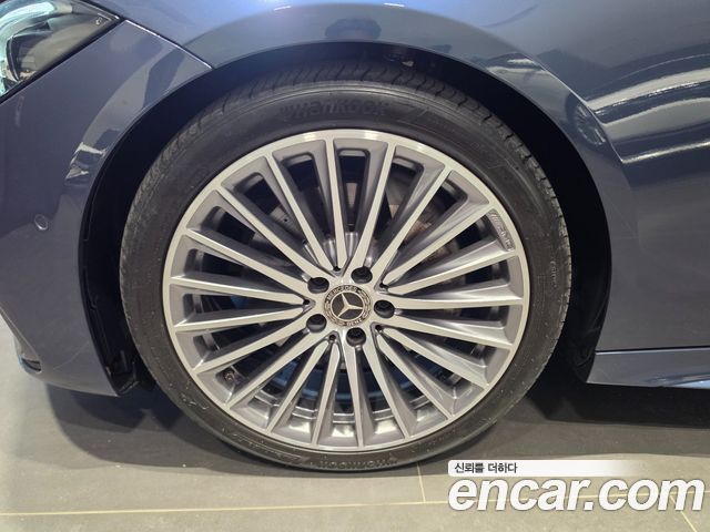 Mercedes-Benz C-Class W206 C300 4MATIC AMG Line - фото 4